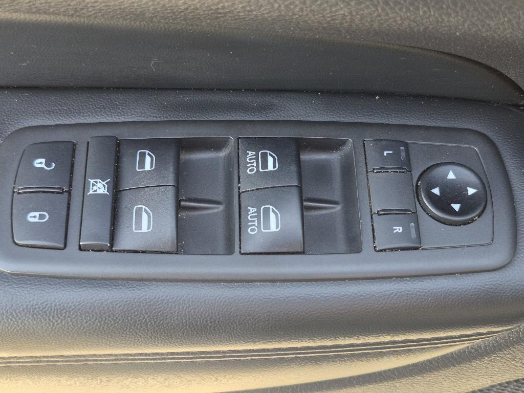 used 2021 Jeep Grand Cherokee car, priced at $18,696