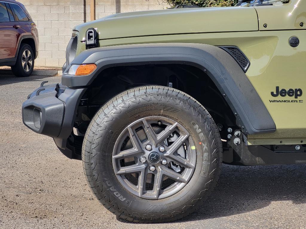 new 2026 Jeep Wrangler car, priced at $36,313