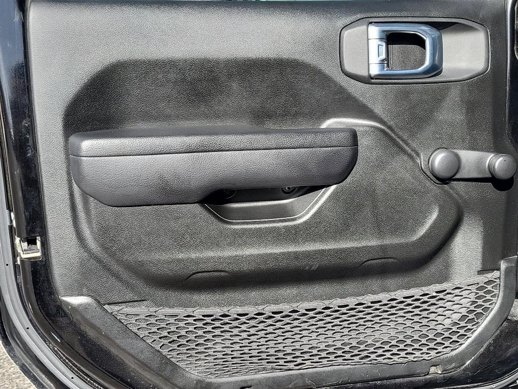 used 2022 Jeep Wrangler Unlimited car, priced at $24,957