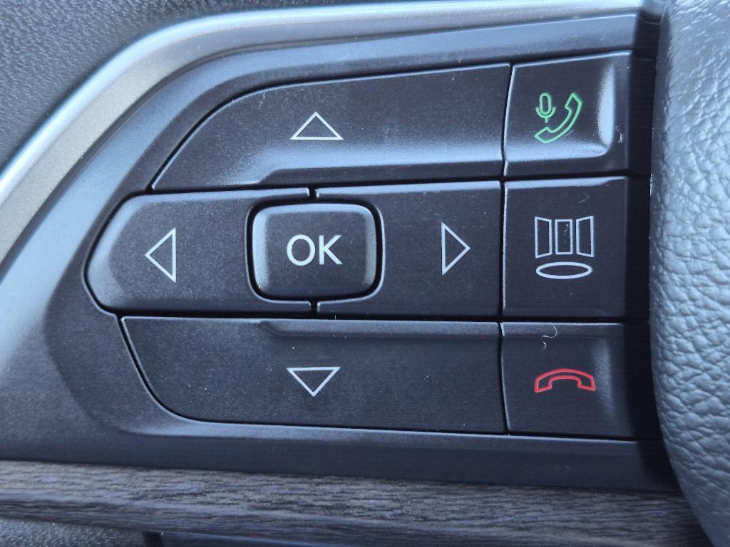 used 2024 Jeep Grand Cherokee L car, priced at $34,897