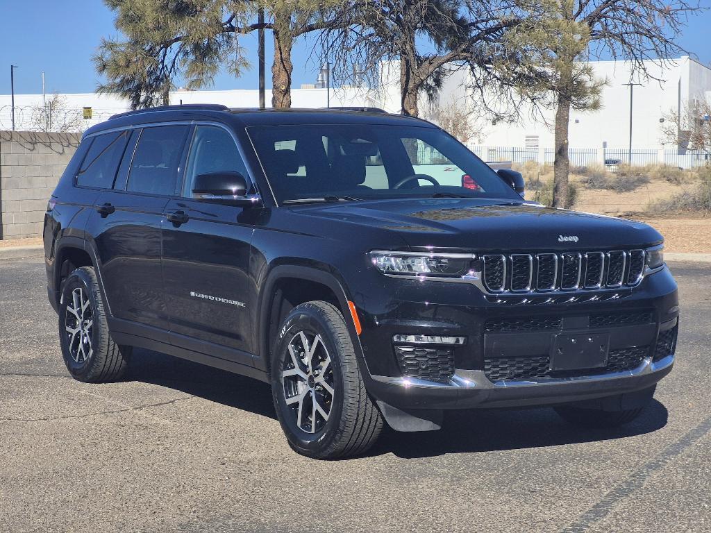 used 2024 Jeep Grand Cherokee L car, priced at $34,897