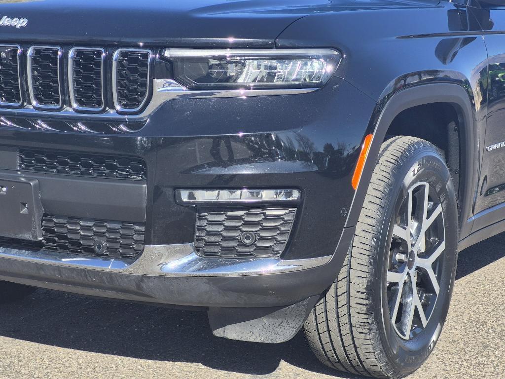 used 2024 Jeep Grand Cherokee L car, priced at $34,897