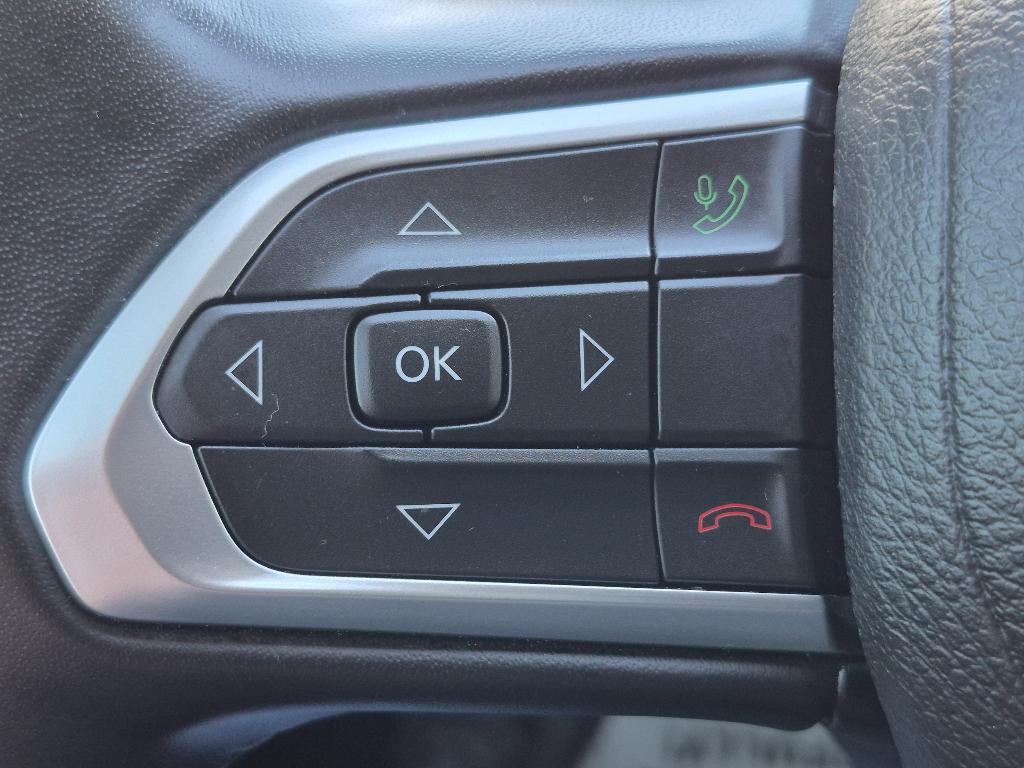 used 2022 Jeep Compass car, priced at $21,987