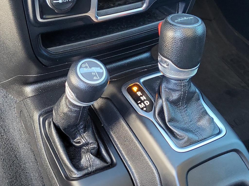 used 2023 Jeep Gladiator car, priced at $31,297