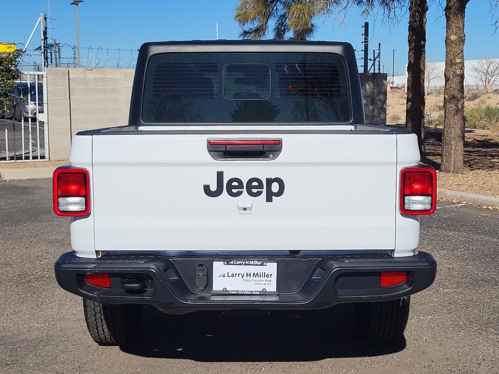 used 2023 Jeep Gladiator car, priced at $31,297
