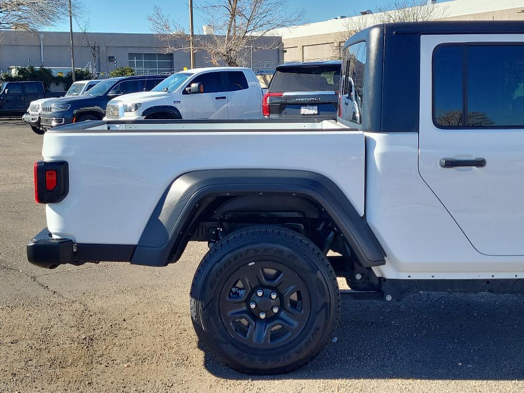 used 2023 Jeep Gladiator car, priced at $31,297