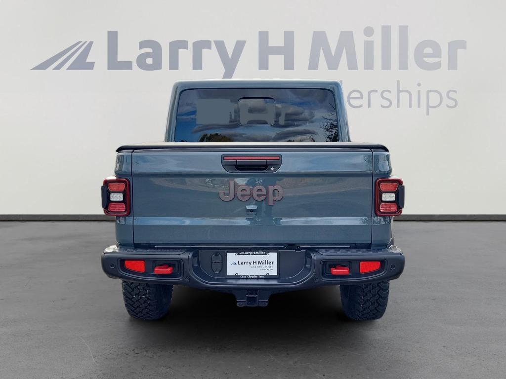 new 2026 Jeep Gladiator car, priced at $67,196