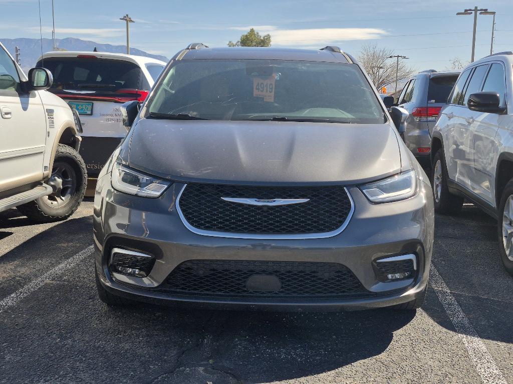 used 2021 Chrysler Pacifica car, priced at $32,997