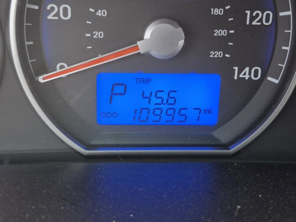 used 2010 Hyundai Santa Fe car, priced at $9,995