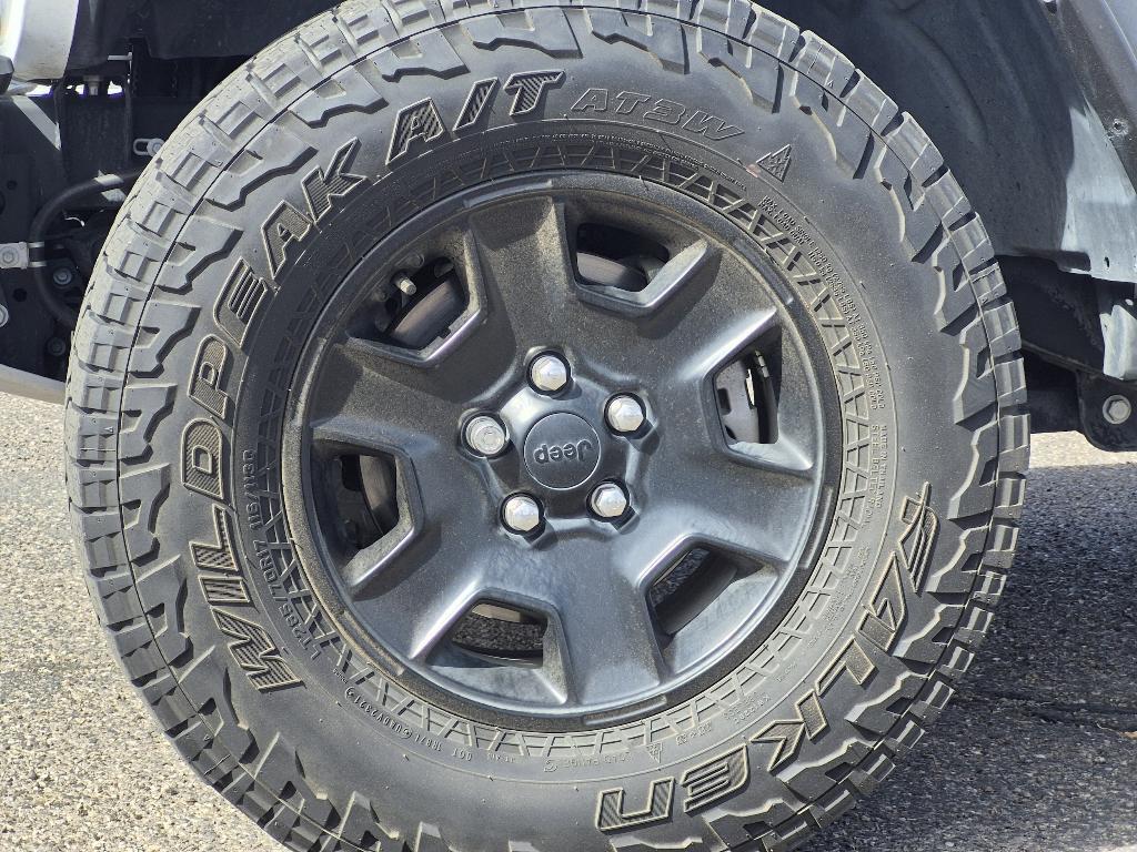 used 2021 Jeep Gladiator car, priced at $32,497