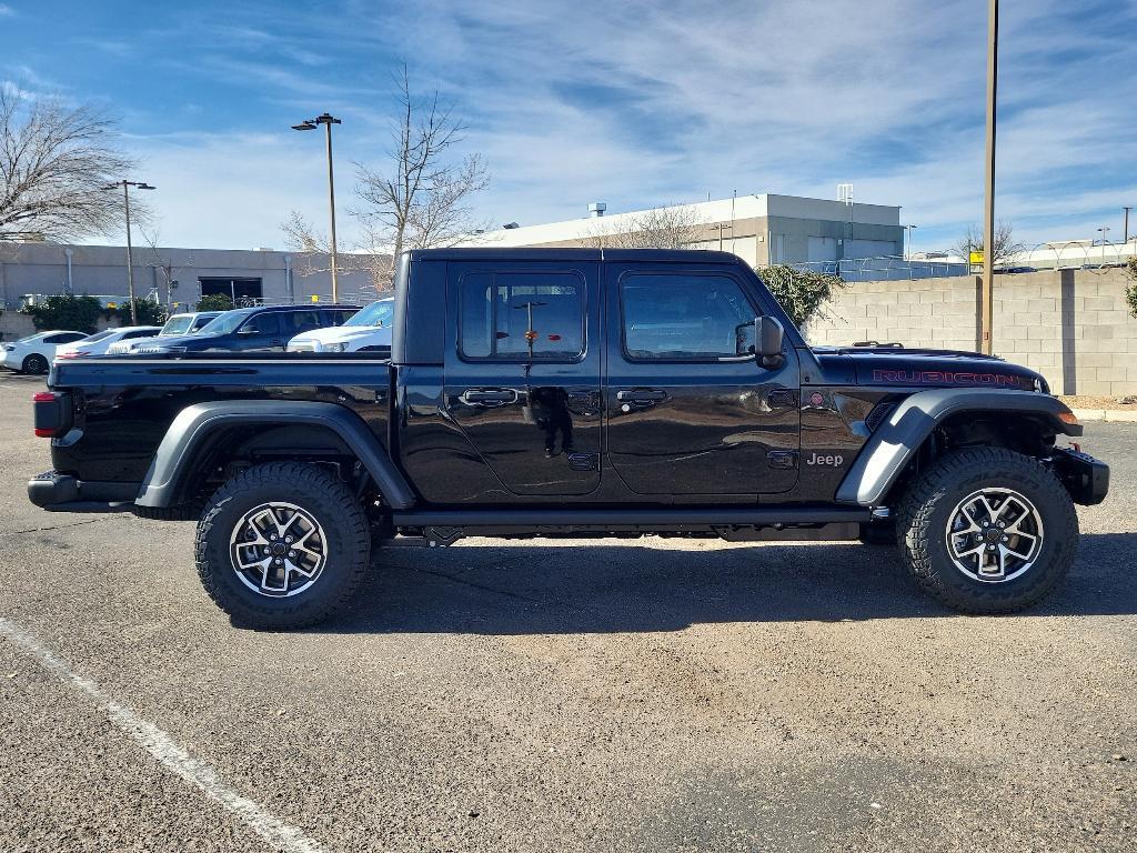 new 2026 Jeep Gladiator car, priced at $59,001