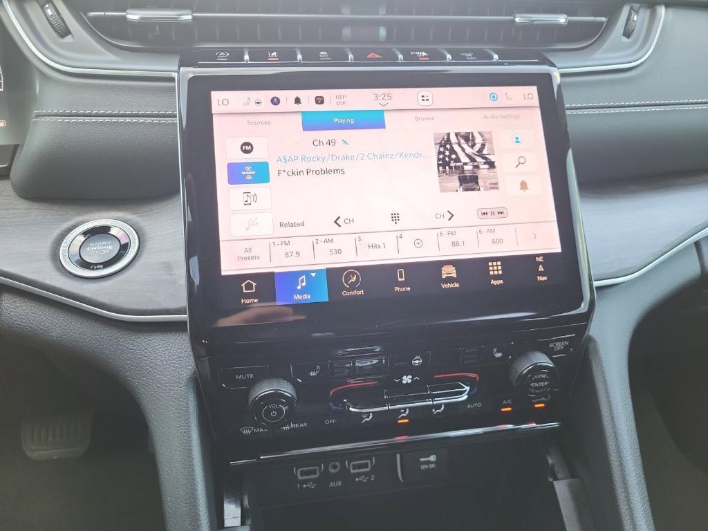 new 2025 Jeep Grand Cherokee L car, priced at $39,591