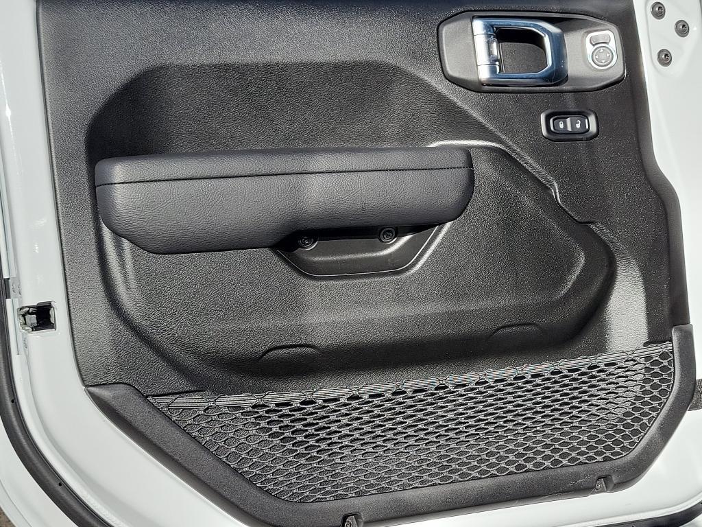 new 2026 Jeep Wrangler car, priced at $56,276