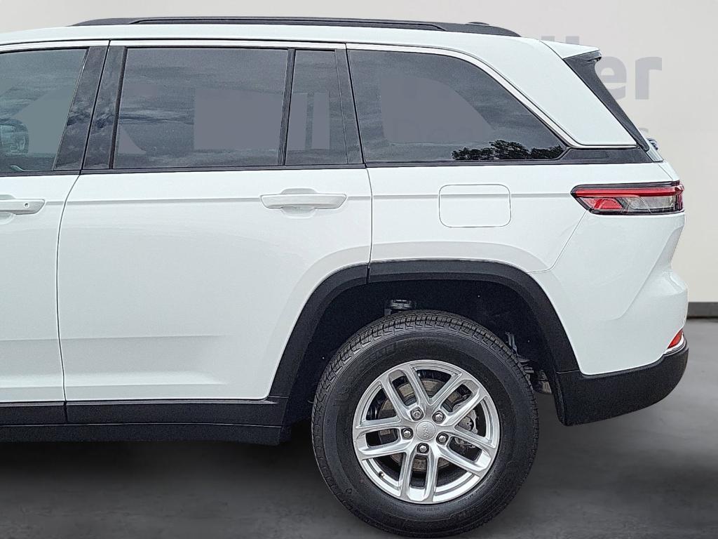 used 2025 Jeep Grand Cherokee car, priced at $36,995