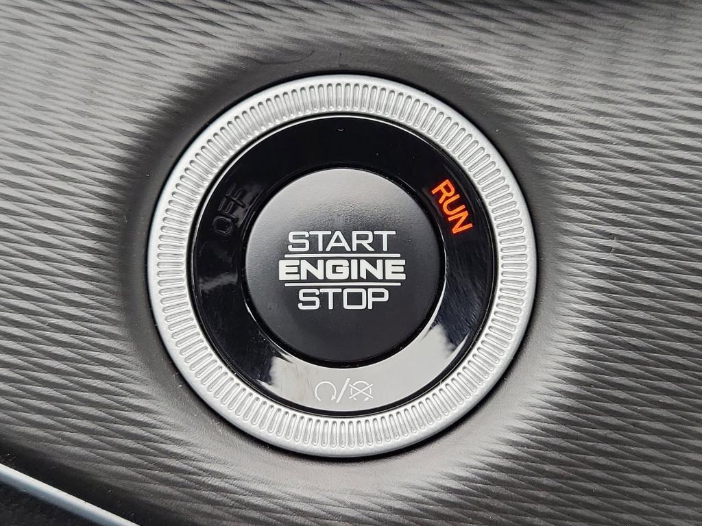 new 2025 Jeep Grand Cherokee car, priced at $44,341