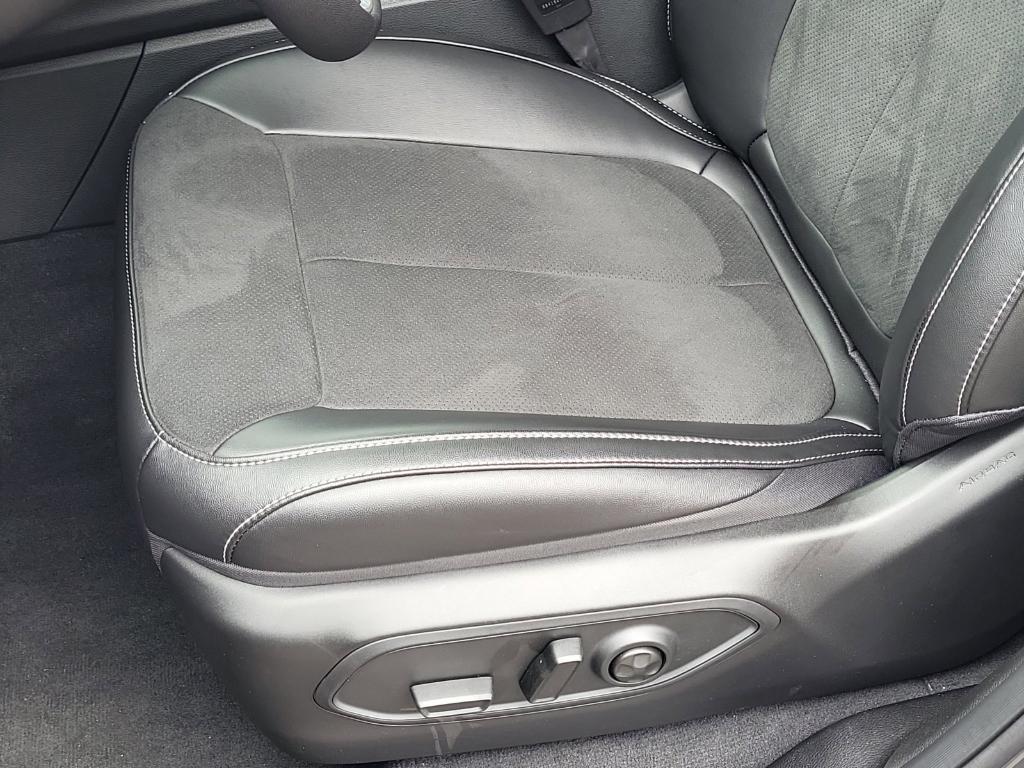 new 2025 Jeep Grand Cherokee car, priced at $44,341