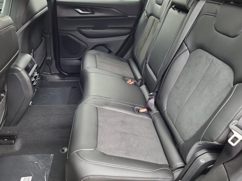 new 2025 Jeep Grand Cherokee car, priced at $44,341