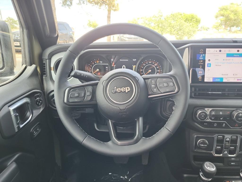 new 2025 Jeep Gladiator car, priced at $43,741