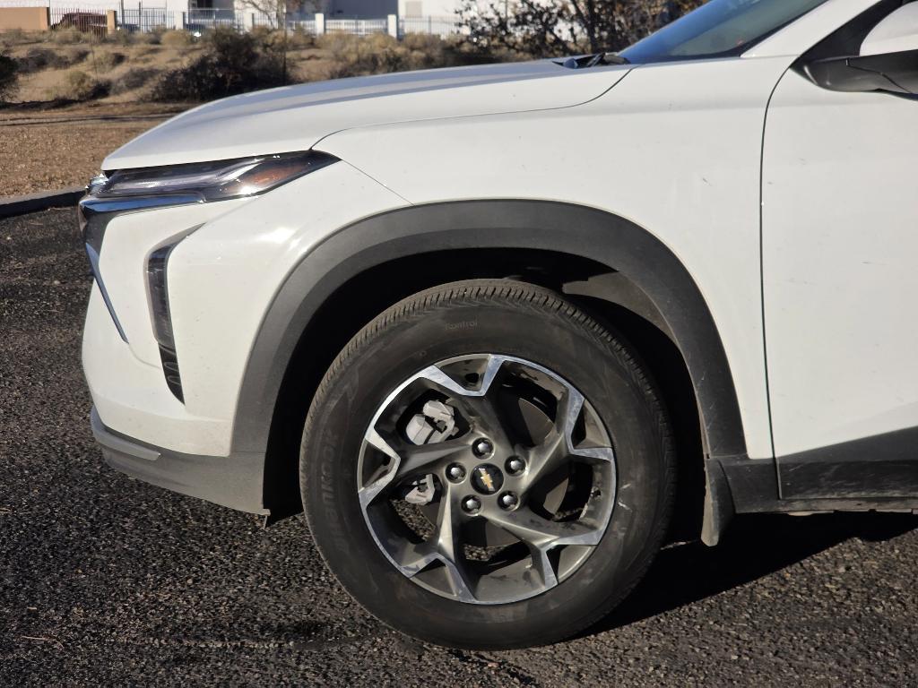 used 2025 Chevrolet Trax car, priced at $20,567