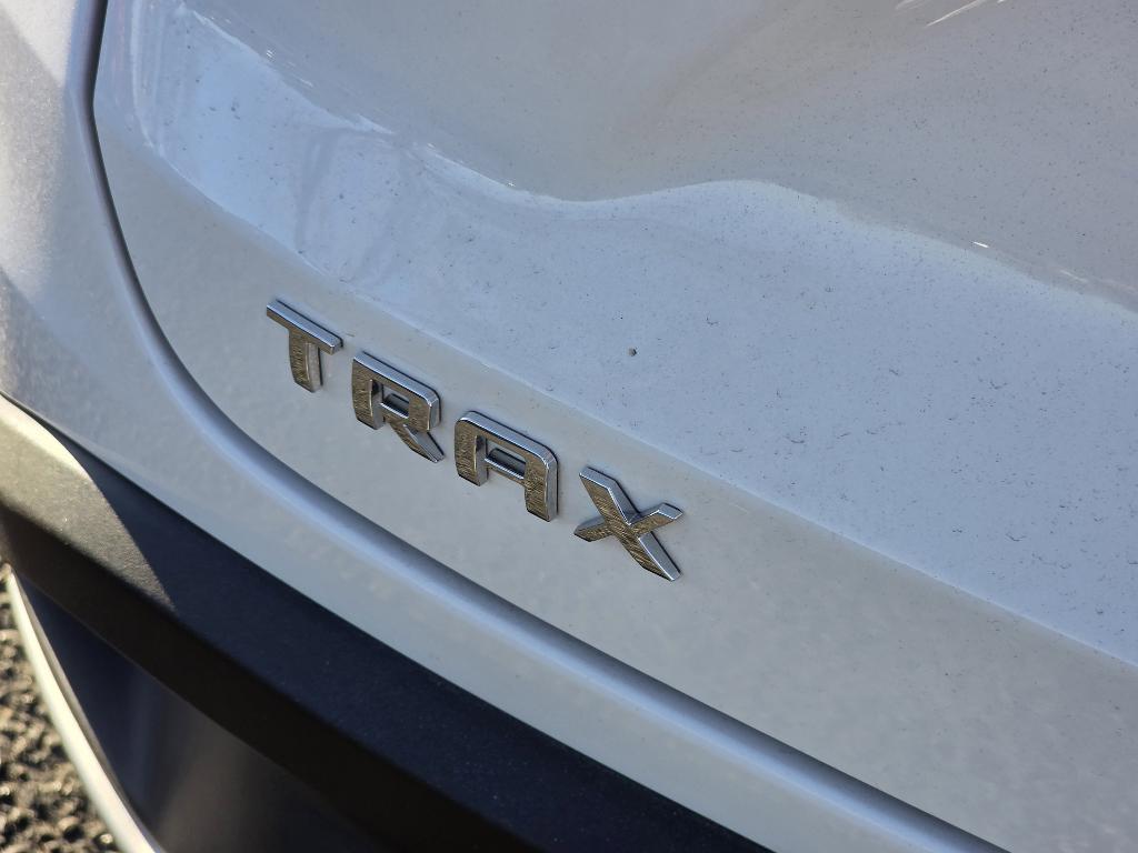 used 2025 Chevrolet Trax car, priced at $20,567