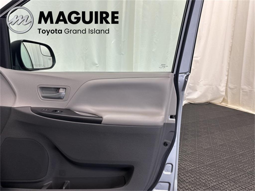 used 2017 Toyota Sienna car, priced at $16,999