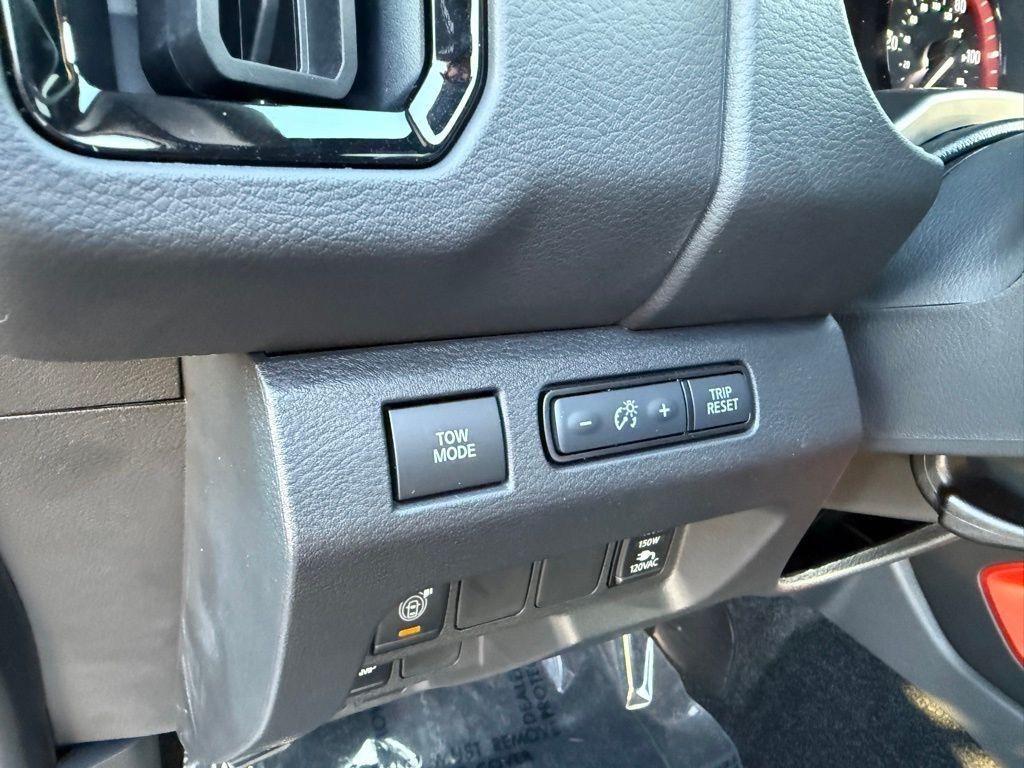 new 2026 Nissan Frontier car, priced at $44,045