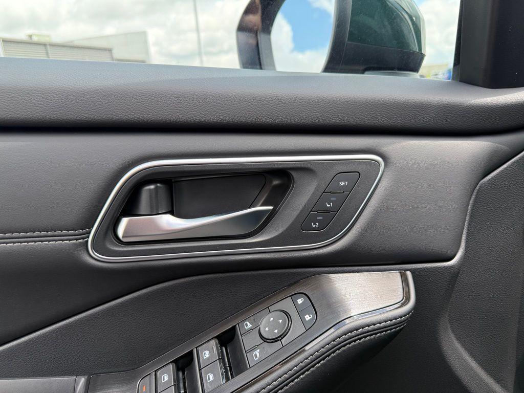 new 2026 Nissan Rogue car, priced at $37,418