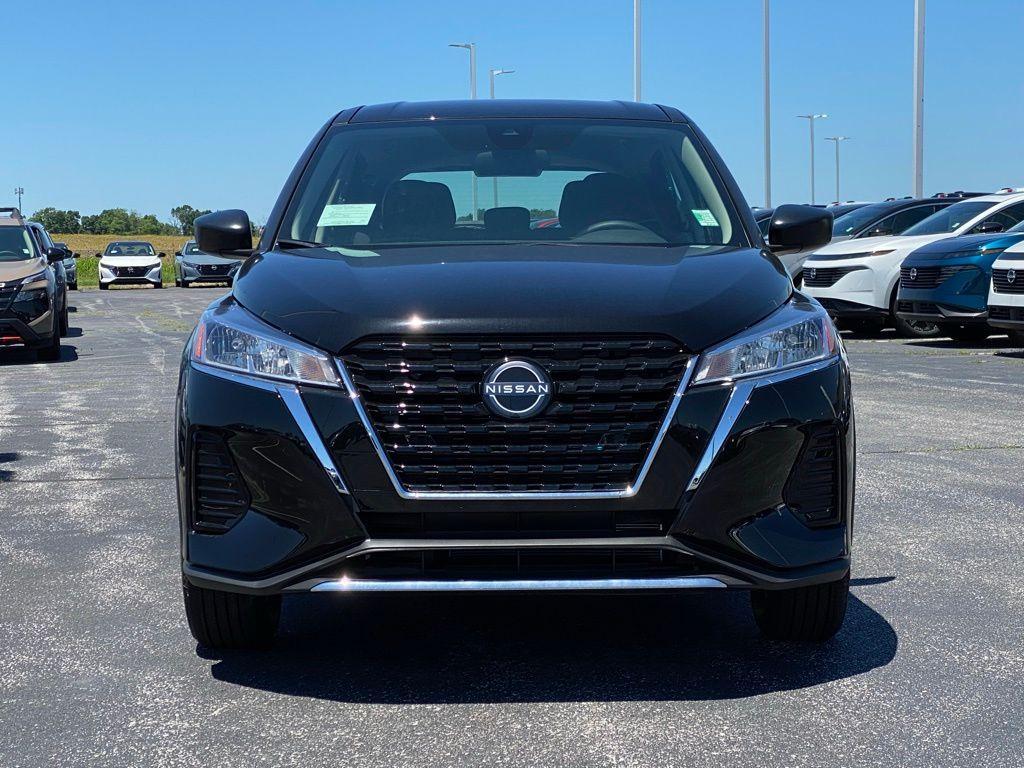 new 2025 Nissan Kicks Play car, priced at $18,760