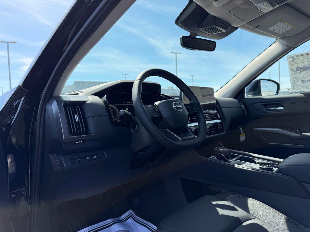 new 2026 Nissan Pathfinder car, priced at $40,405