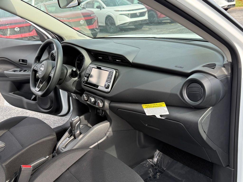 new 2025 Nissan Kicks Play car, priced at $18,865