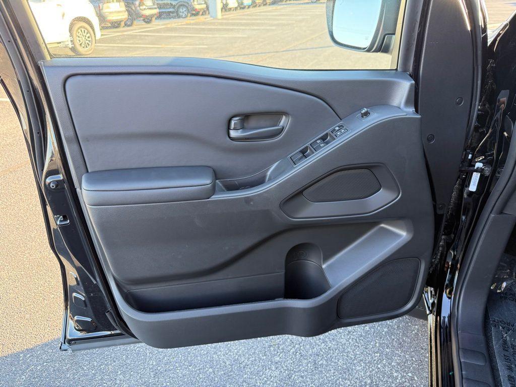 new 2026 Nissan Frontier car, priced at $35,681