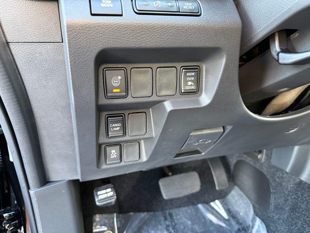 new 2026 Nissan Frontier car, priced at $35,681