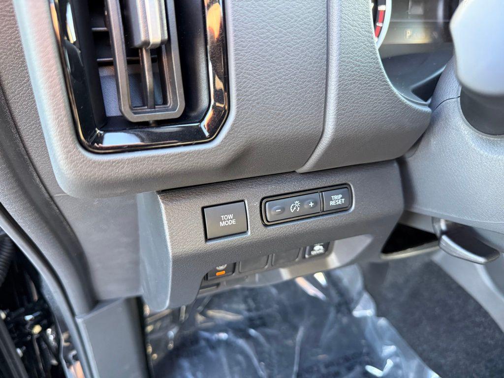 new 2026 Nissan Frontier car, priced at $35,681