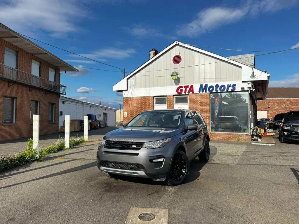 Land Rover Discovery Sport view 2