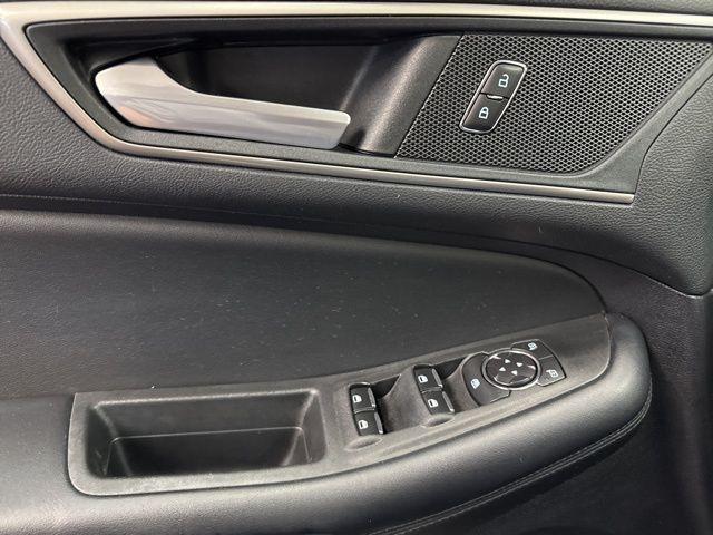 used 2022 Ford Edge car, priced at $18,495