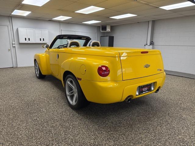 used 2004 Chevrolet SSR car, priced at $21,995