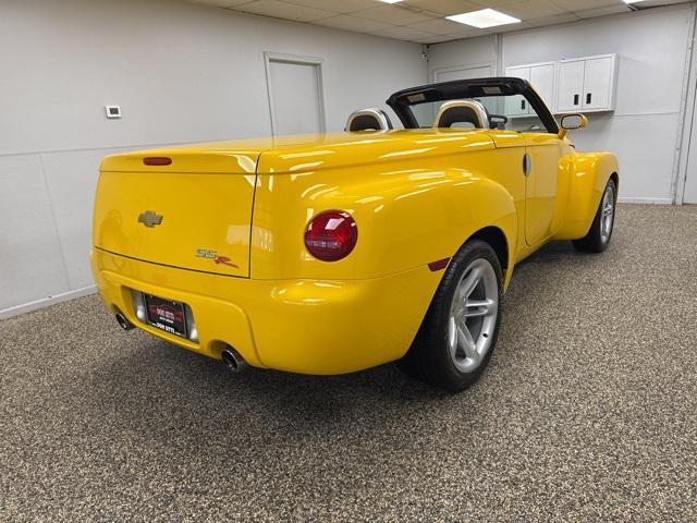 used 2004 Chevrolet SSR car, priced at $21,995