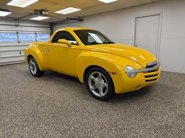used 2004 Chevrolet SSR car, priced at $21,995