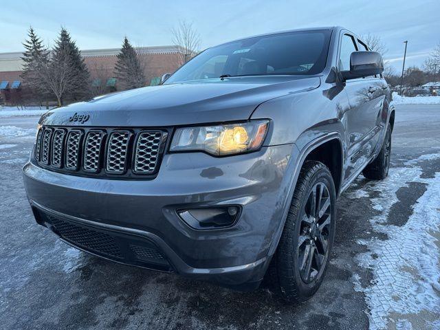 used 2018 Jeep Grand Cherokee car, priced at $18,895