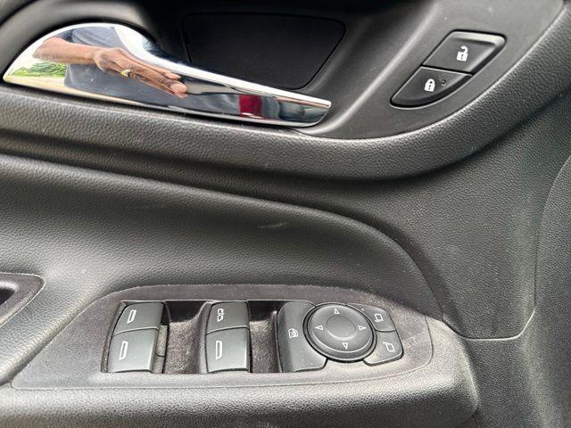 used 2018 Chevrolet Equinox car, priced at $15,303