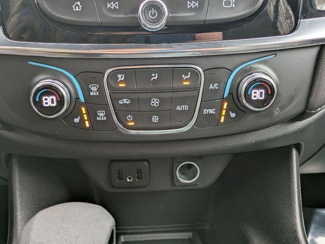 used 2023 Chevrolet Traverse car, priced at $29,495