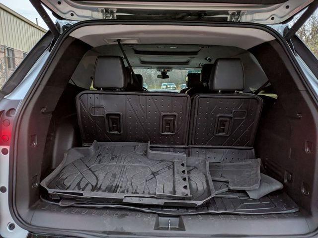 used 2021 Chevrolet Traverse car, priced at $31,995
