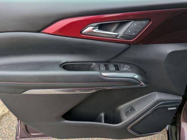 used 2024 Chevrolet Traverse car, priced at $47,995