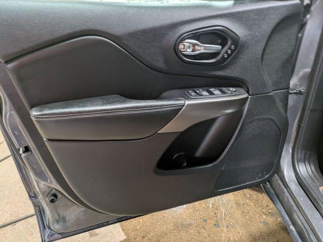 used 2021 Jeep Cherokee car, priced at $19,295