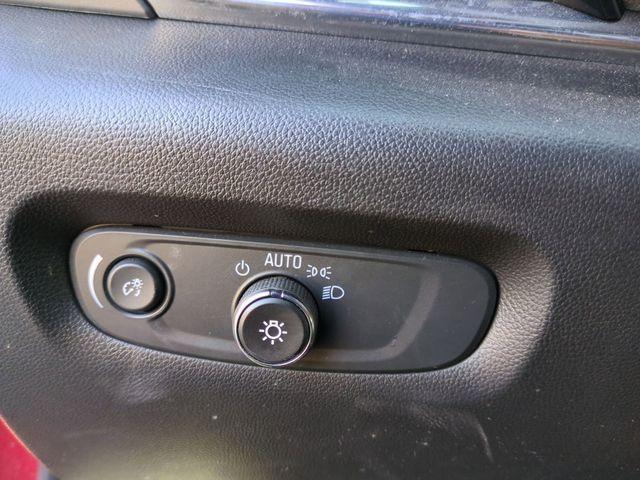 used 2023 Chevrolet Traverse car, priced at $32,223