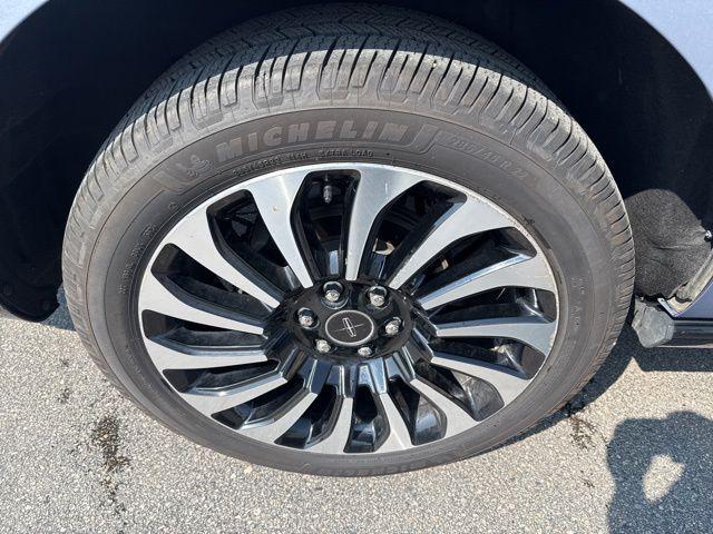 used 2022 Lincoln Navigator L car, priced at $56,599