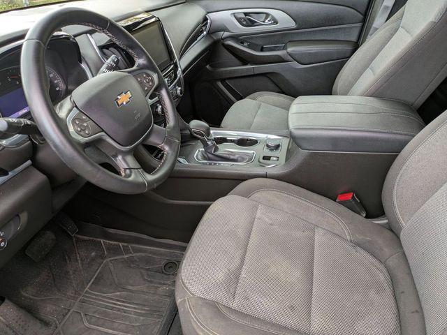 used 2023 Chevrolet Traverse car, priced at $29,055