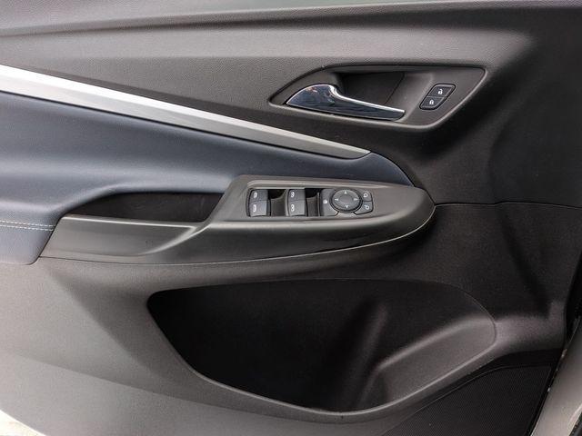 used 2022 Chevrolet Bolt EUV car, priced at $14,995