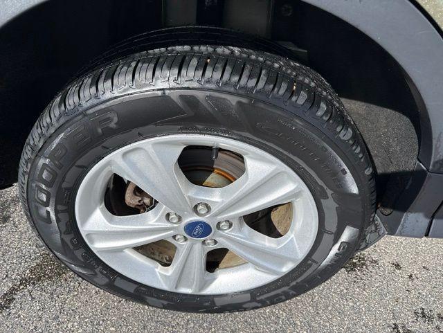 used 2014 Ford Escape car, priced at $5,803