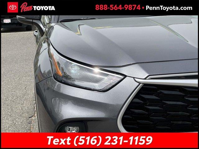 used 2024 Toyota Highlander car, priced at $40,484